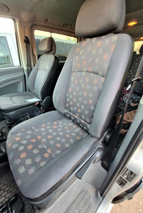 Scaun sofer Vito/Viano W639 fara cotiere.