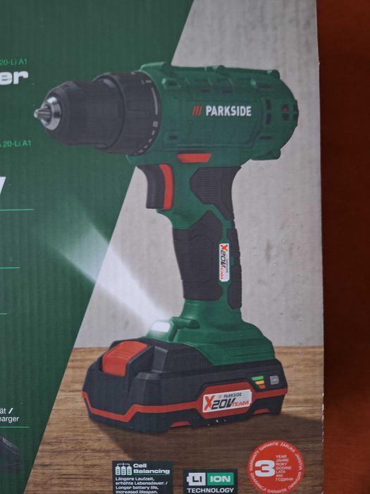 Bormasina - Masina de gaurit si insurubat Parkside 20V acum + incarc