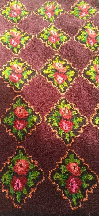 Красив вълнен китеник