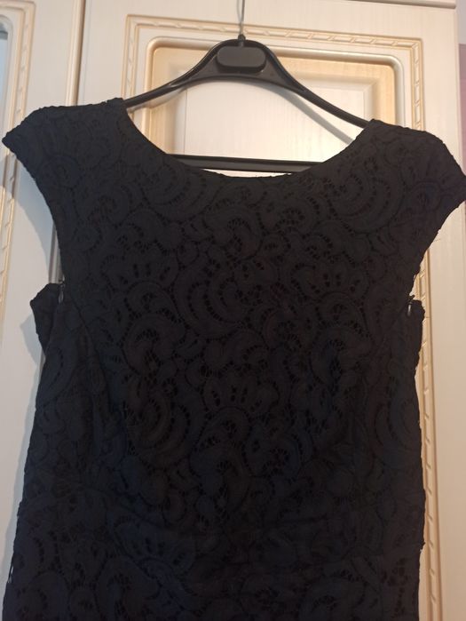 Стильное платье для кормящих мамочек