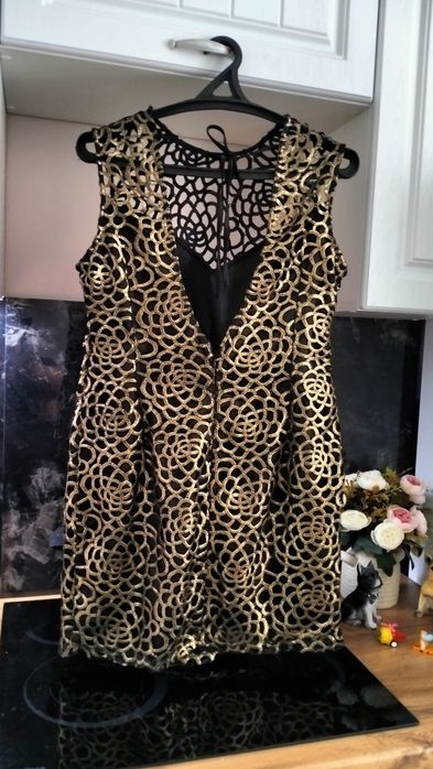 Продам новое платье