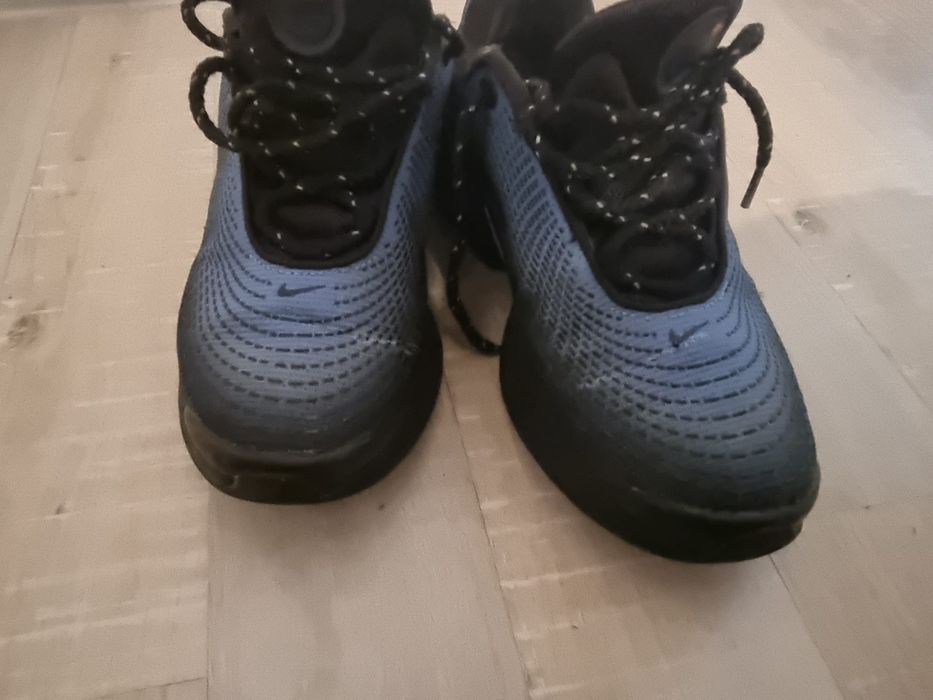 Vand Nike shoess
