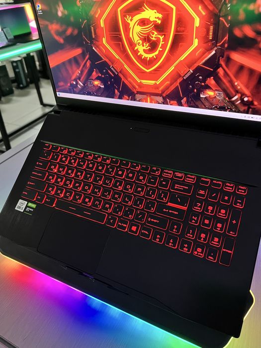 игровой ноутбук msi | 17 дюймовый |