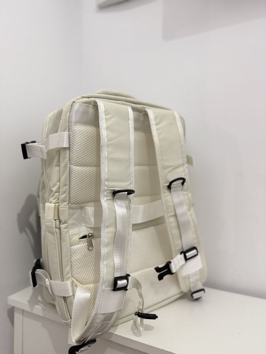 Ghiozdan cu vacuum / Rucsac avion Wizz Air Ryanair