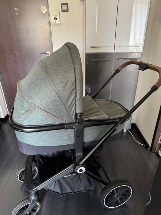 Carucior 3 in 1  Lionelo  Mika , reversibil (landou, parte sport și scoica auto)