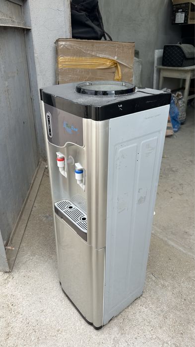 Продаю кулер для воды