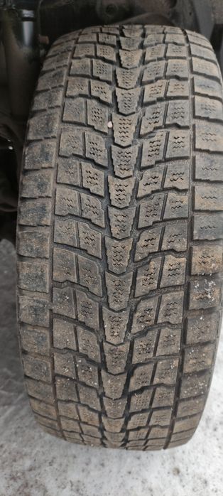 Продам резину зима на дисках литьё.