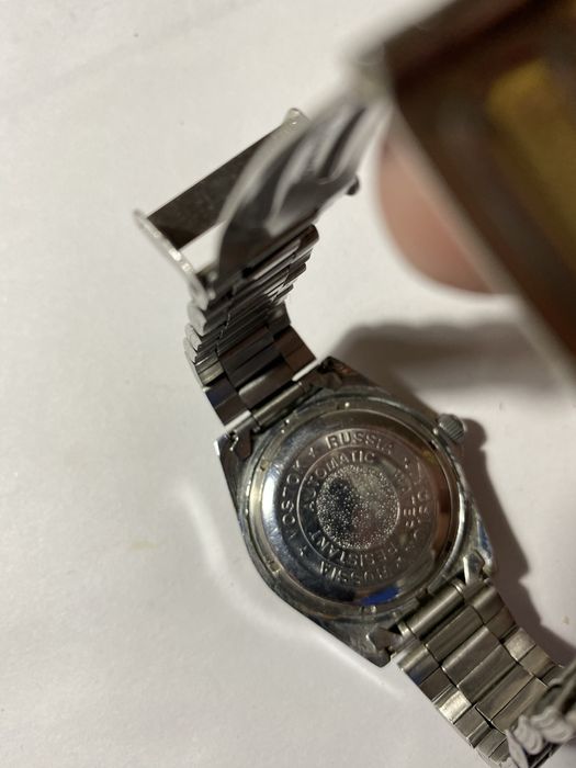 Продается наручные часы