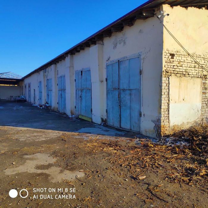 Территория 5600 квадратов под склад - производство в Ургенче