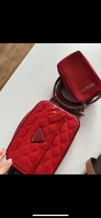 Guess чанта с портмоне