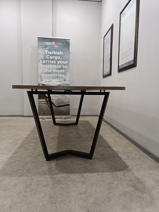 Стол офисный для переговоров