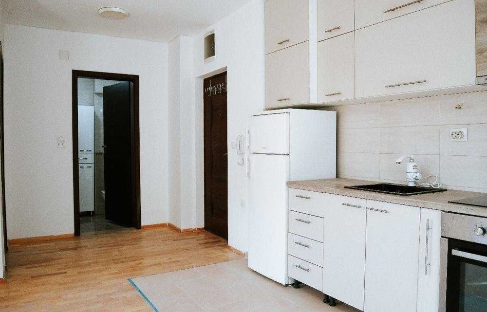 Дава се под наем Едностаен апартамент в Пловдив, Кючук Париж - 36 кв.м за 153 € - Снимка #6