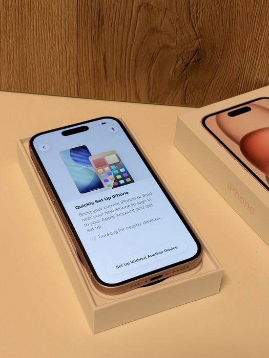 Pink Iphone 15 128GB
