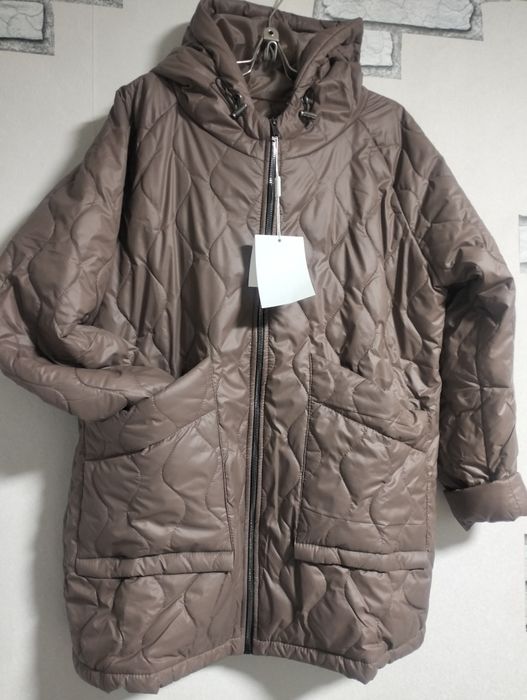 Продам куртку новая