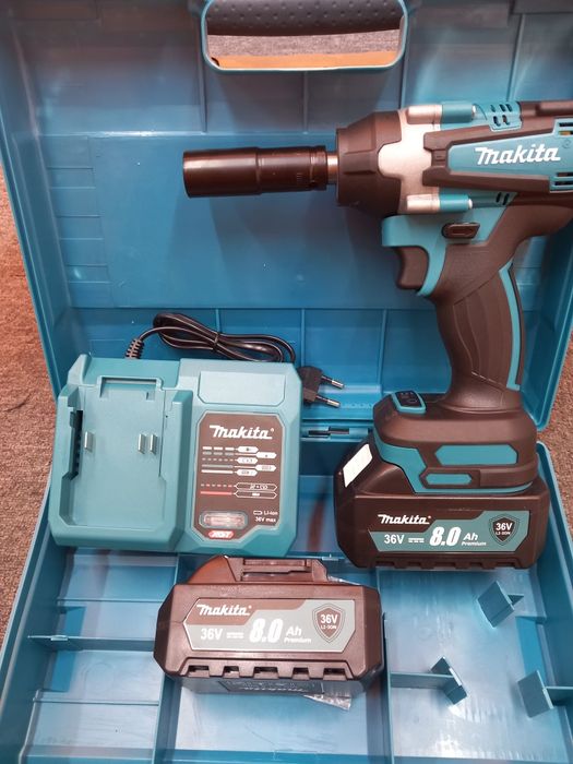 Pistol de impact MAKITA cu acumulatori de 36v și 8 ah
