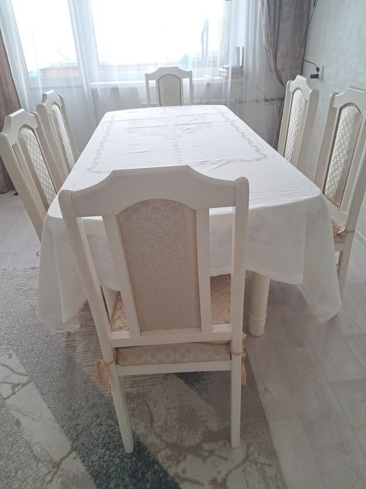 Продам стол со стульями