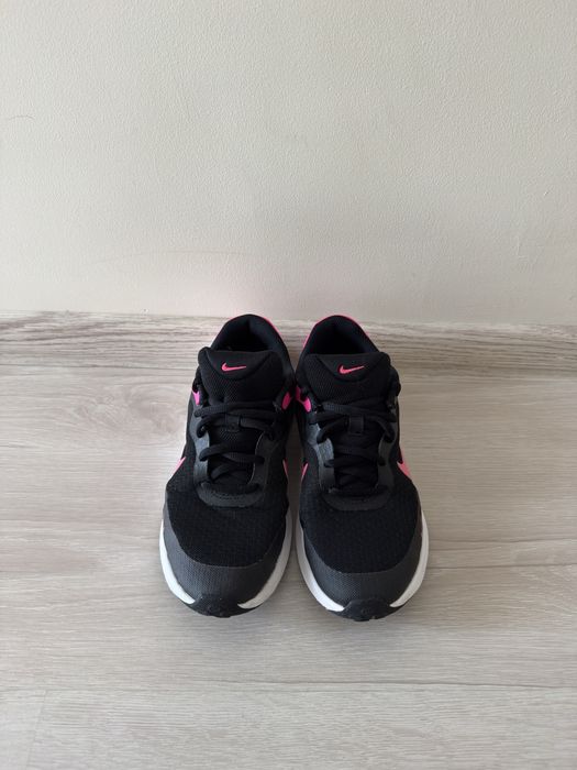 Детски обувки Nike Revolution 7 GS