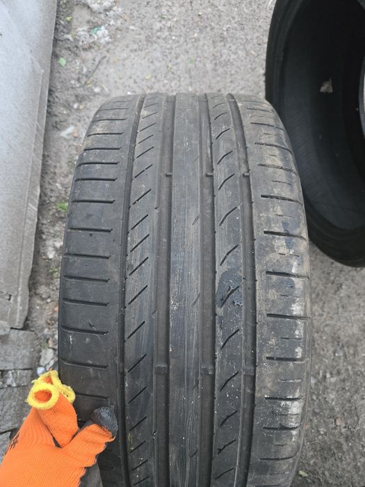 Продам пару 255/40/20