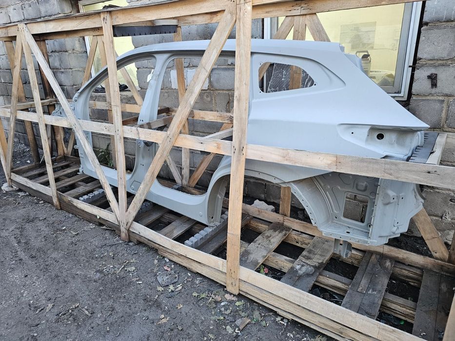 Боковина кузова Exeed TXL