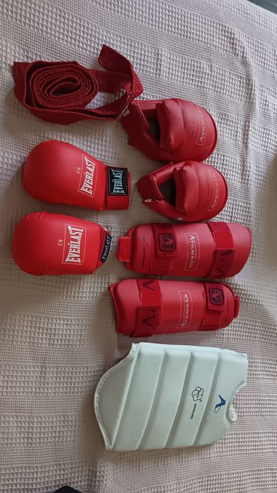 Продам всё для каратэ