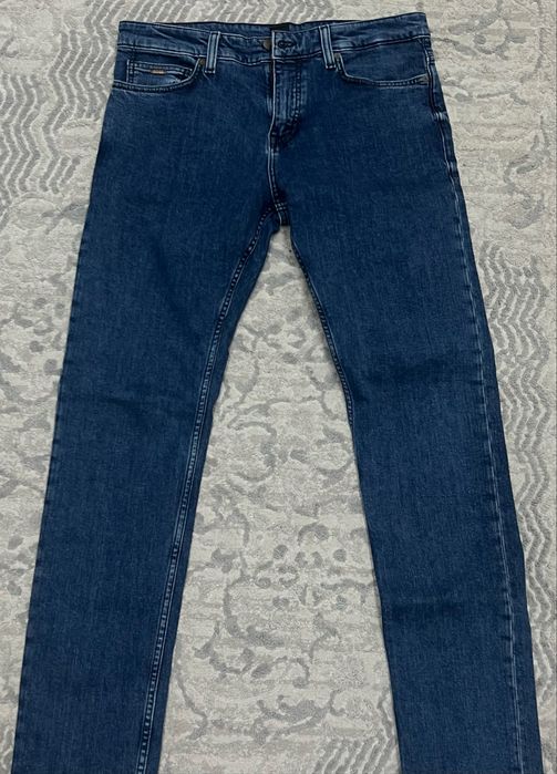 Джинсы BOSS новые