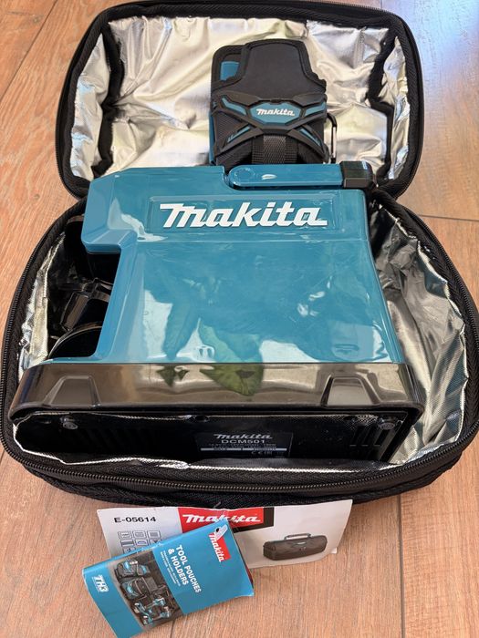 Vand set aparat cafea Makita DCM501