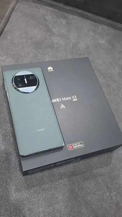 HUAWEI MATE X3 12/512 Qualcom snapdragon 8+1