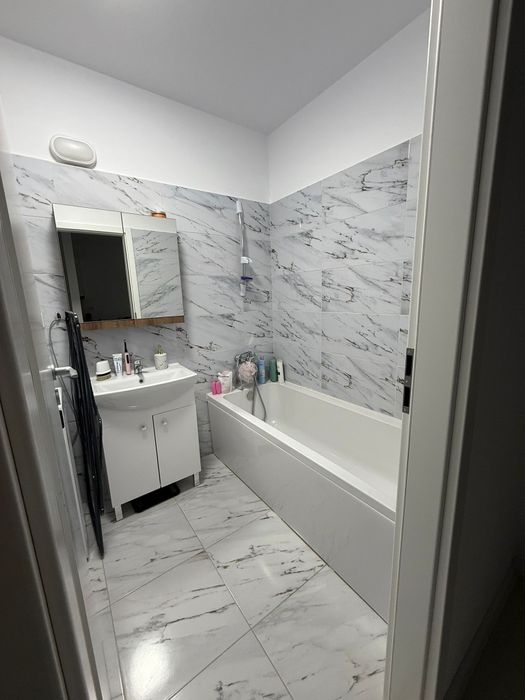 Ofer spre inchiriere apartament luminos pentru o viata plina de energie, în Targoviste complex rezidențial Class Park.