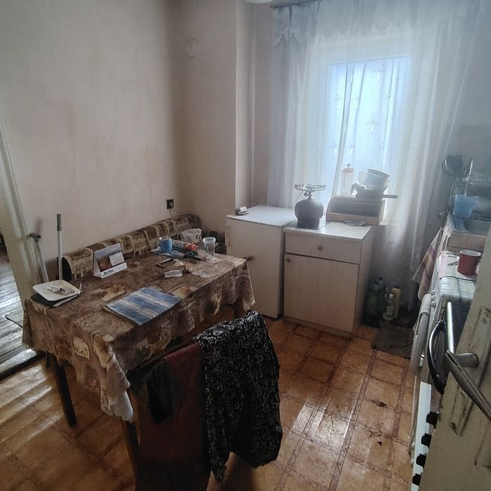 2 ри етаж от къща в кв. Дядо Дянко Габрово