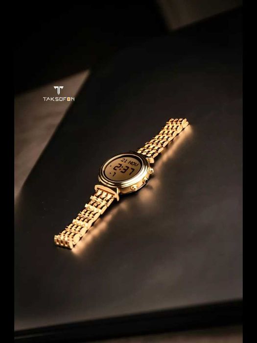 Женская наручные часы Al Fajr, с подарочной коробкой