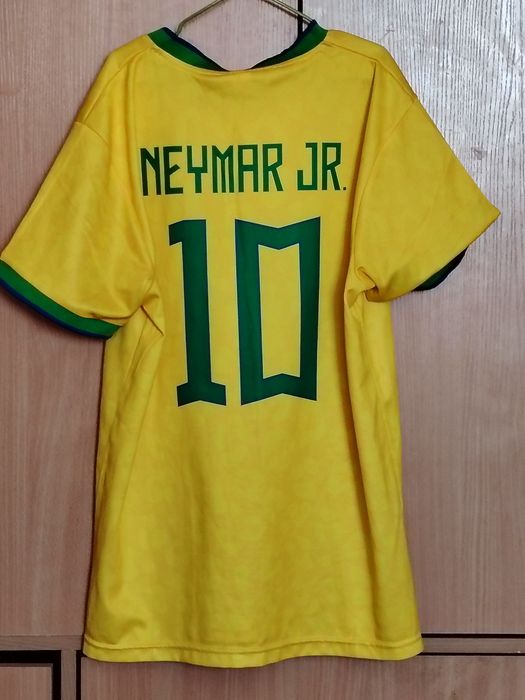 Продам футбольную форму