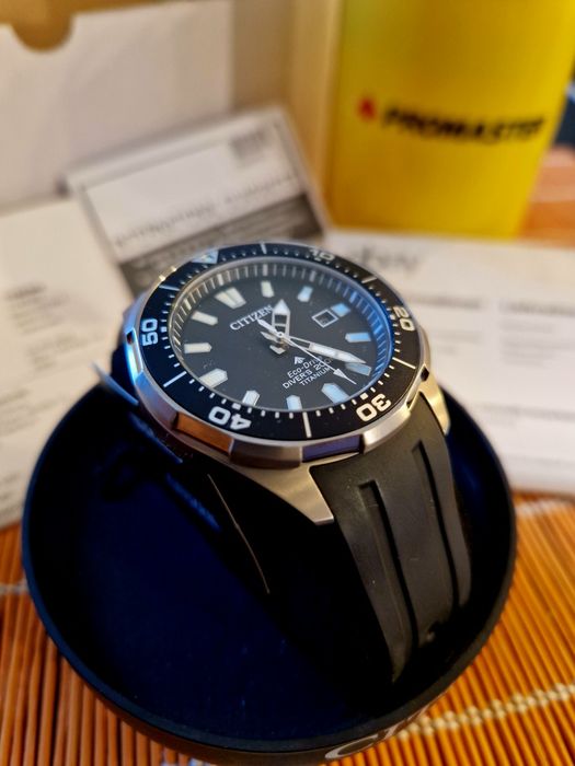 Citizen promaster eco-drive titanium diver 200m