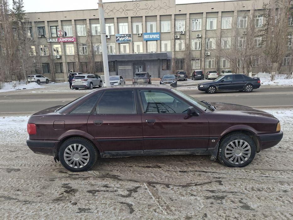 В продаже Ауди 80 б4