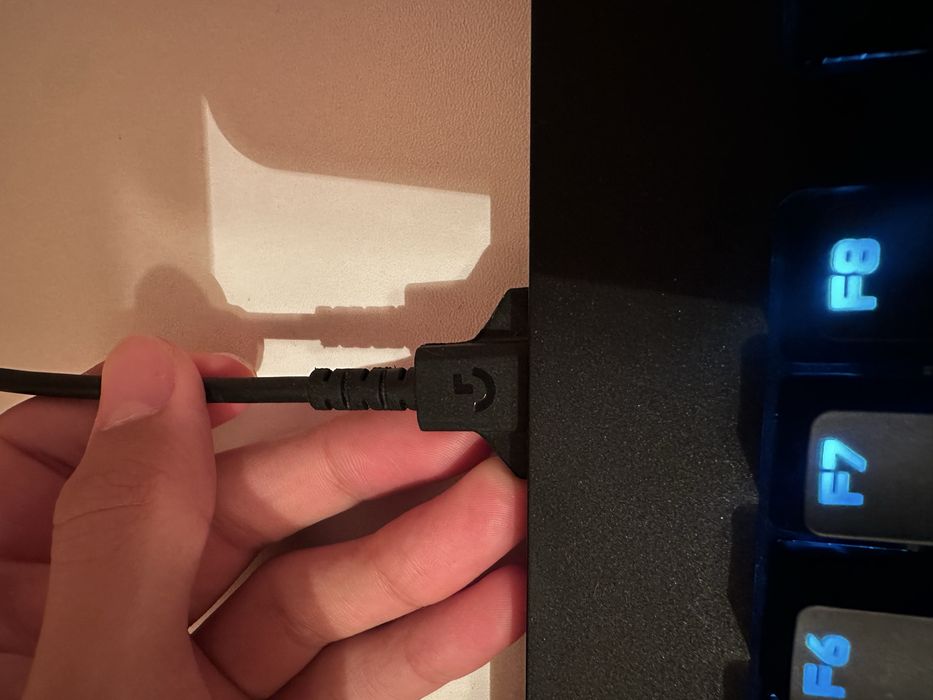 Logitech g pro Клавиатура