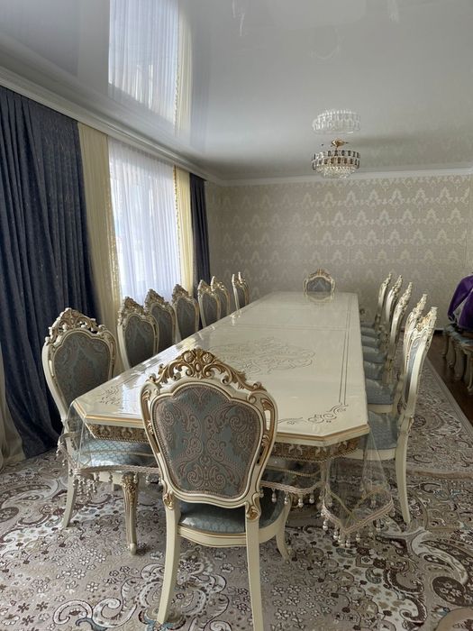 Продам стол со стульями