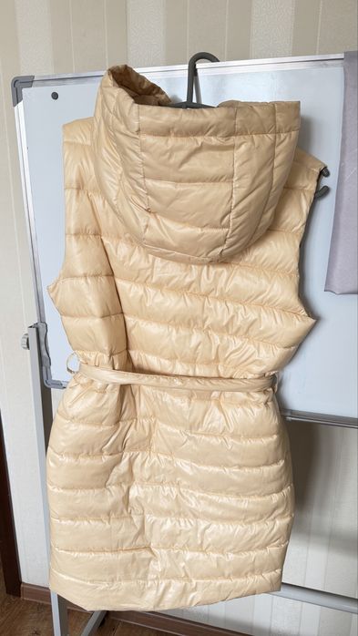 Продам классную безрукавку