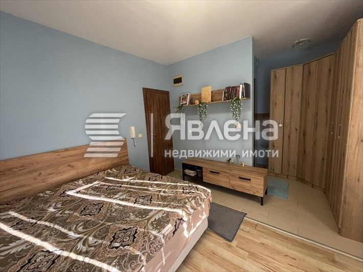 Курортна и туристическа сграда, подходяща за многофамилна къща