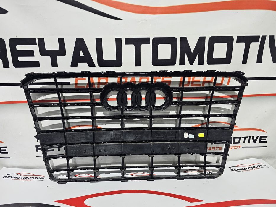 Grila radiator Audi A8 S8 4H Facelift dupa 2014 cod 4H0853651AA / AL