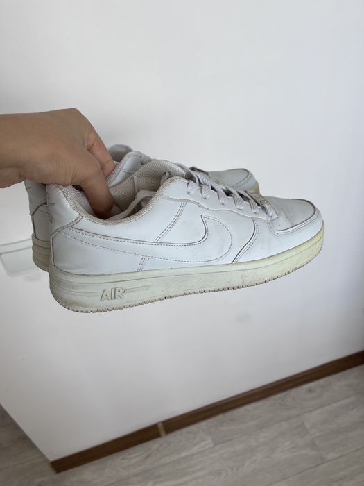 Кроссовки найк