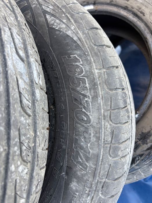 Резина лето . Размер  комплект