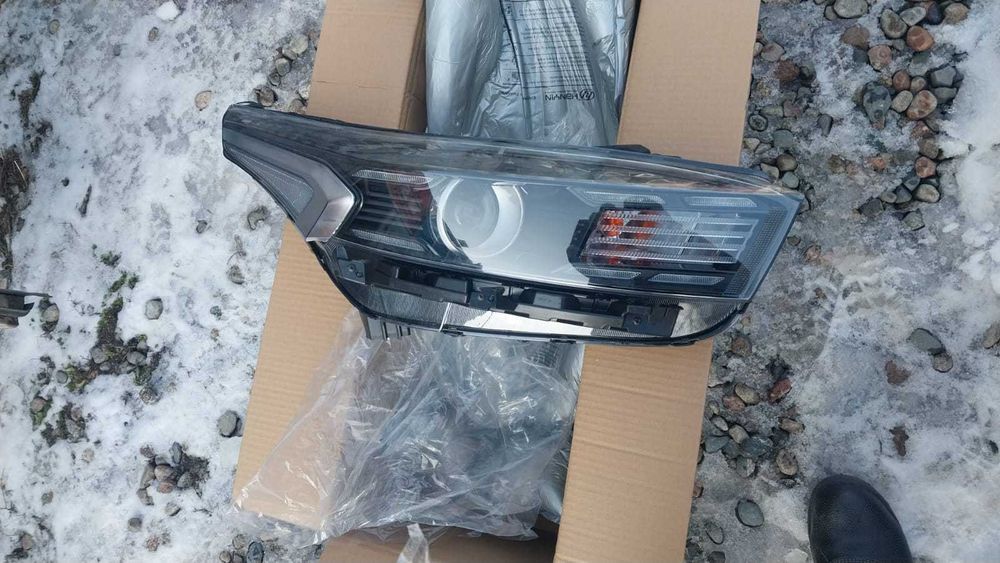 Фара Киа Серато / Kia Cerato 2024 Б/У