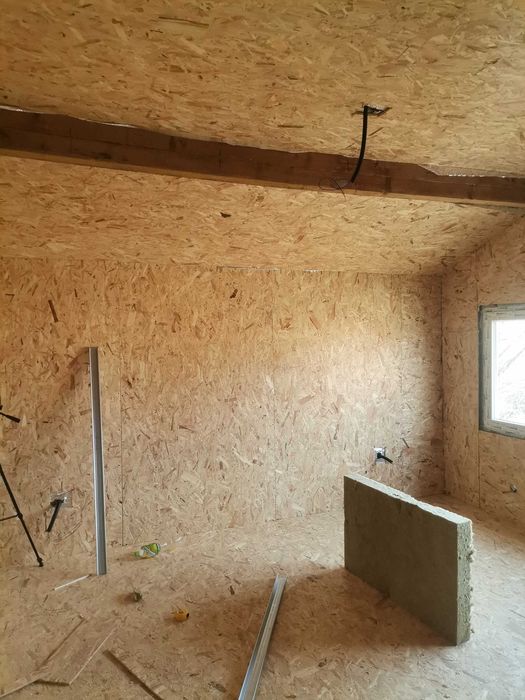 Zugrăvim tragem glet montam gresie faianță parchet