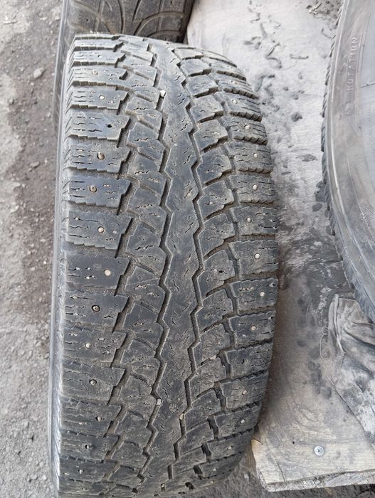 Шины автомобильные.