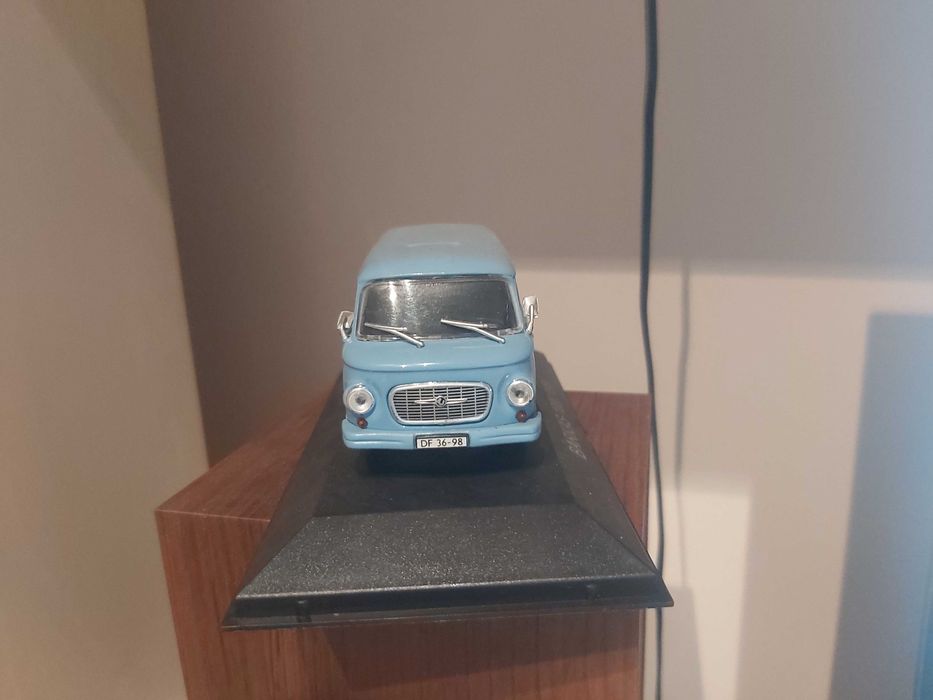 Barkas 1000 Van Macheta metal din colectia Masini de Legenda 1:43