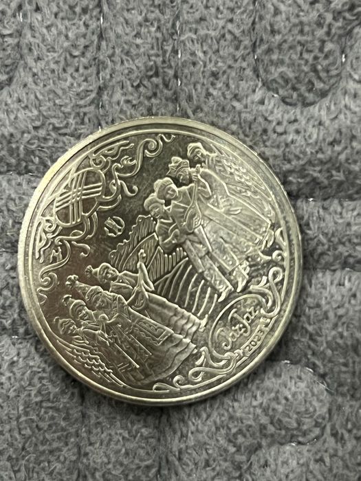 Продам юбилейные монеты. НЕ В ОБОРОТЕ.