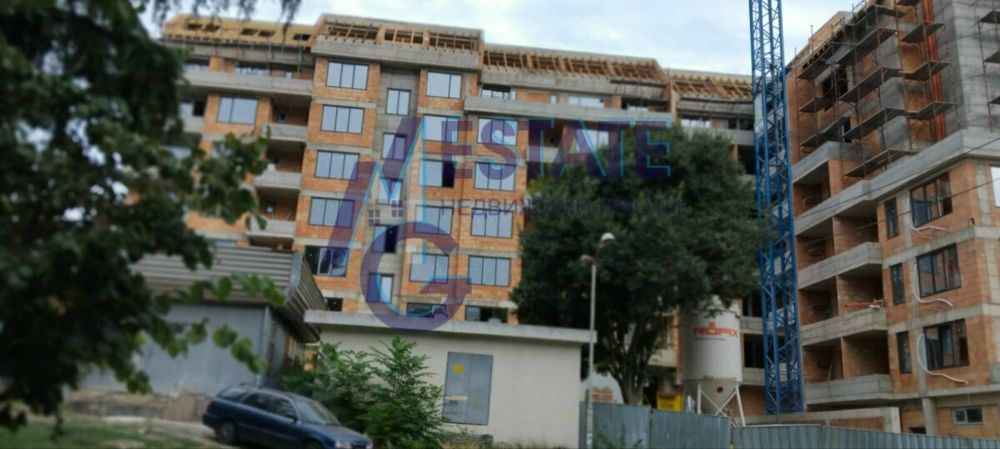 Продава се Двустаен апартамент в Бургас, Братя Миладинови - 65 кв.м за 1910 €/кв.м - Снимка #1