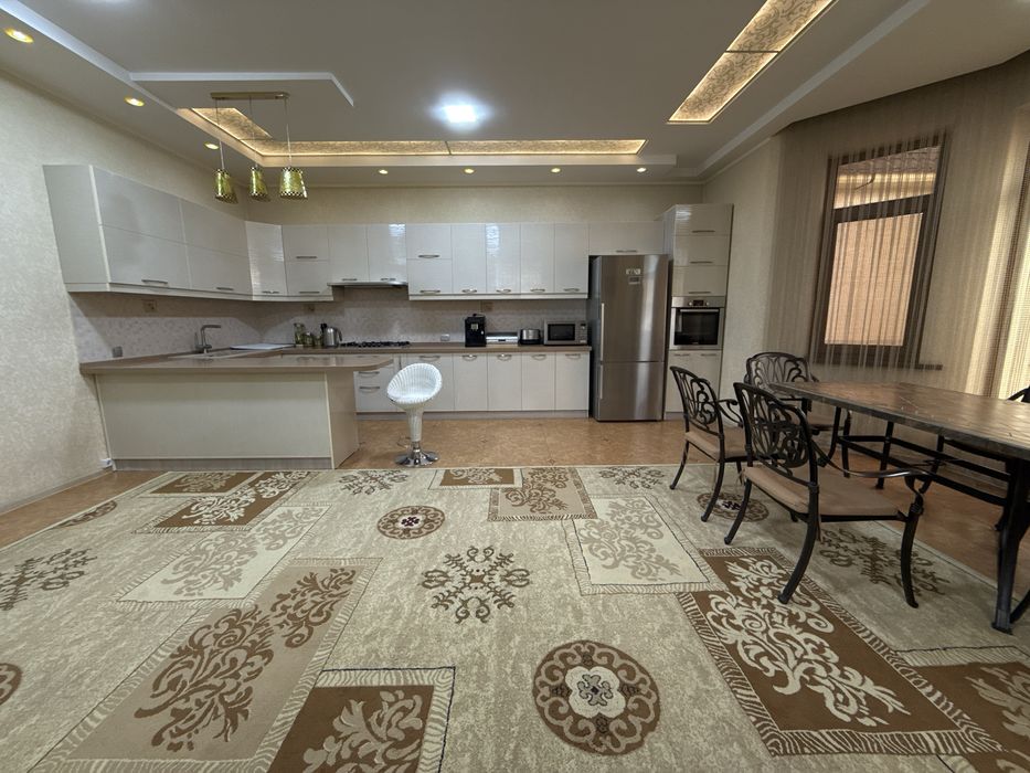 Продажа Углового дома Амир Темур Махаля 6 соток по цене земли