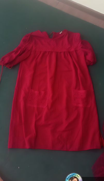 Arzon kiyimlar sotiladi