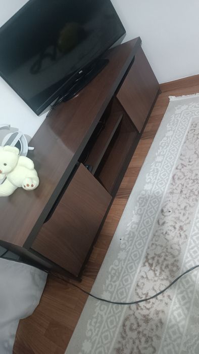 Тумба под телевизор сатылады