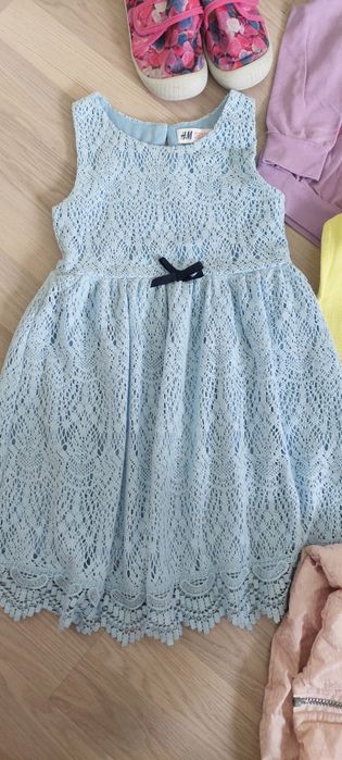 Benetton, HM, LC WAIKIKI Лот 11 кокетни дрехи, пантофи 4-5 г. 104-110